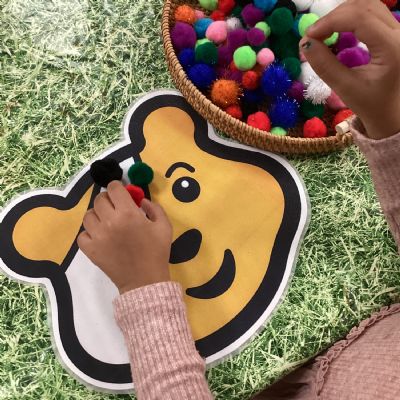 Can you add the spots to Pudsey's bandage?