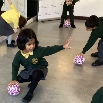 City in the Community - Ball skills with Coach Grace 