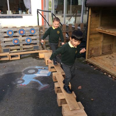 Team Work - Let's build and balance 